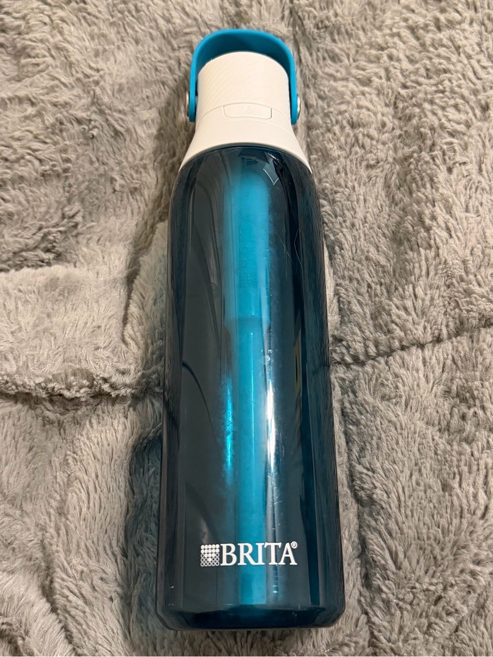 Brita Teal and White Reusable Water Bottle (26oz)